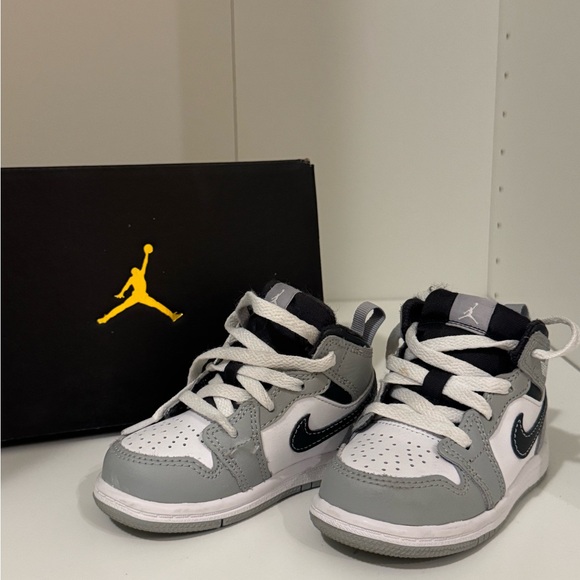 Jordan Kids Sneakers - Black, Gray, White - Picture 5 of 5